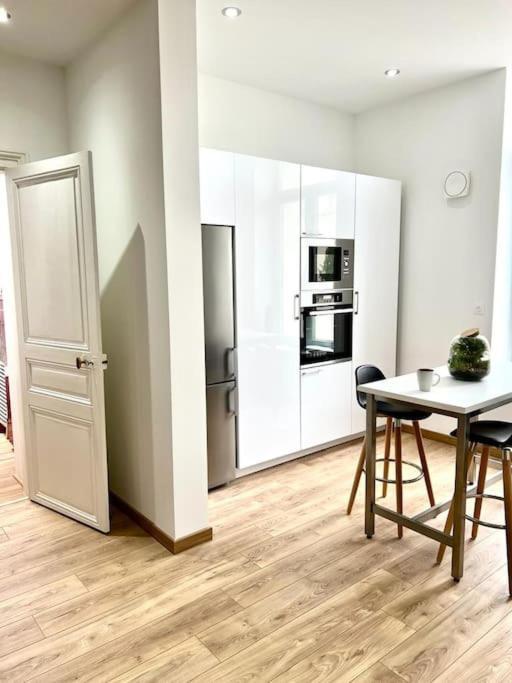 Apartamento Cosy T3 Centre Reims/Pkg Prive Exterior foto